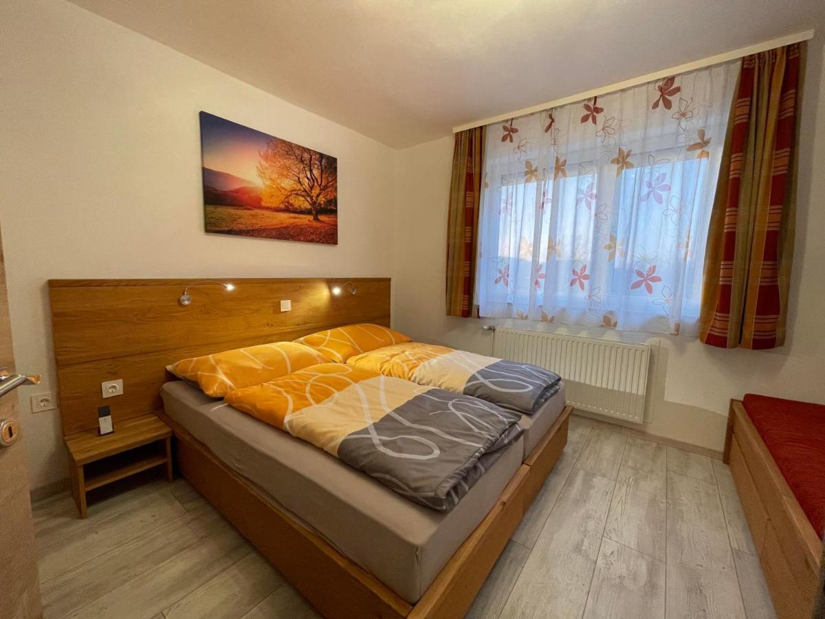 Gruenbauerhof Appartement Wilhelmsburg Buitenkant foto